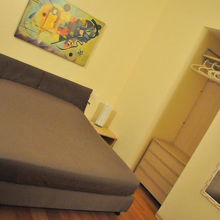 B&B Al Canto Del Cavour Pistoia Eksteriør bilde