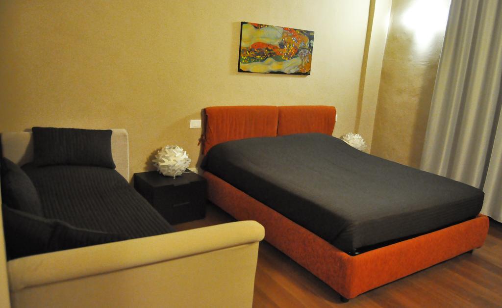 B&B Al Canto Del Cavour Pistoia Rom bilde