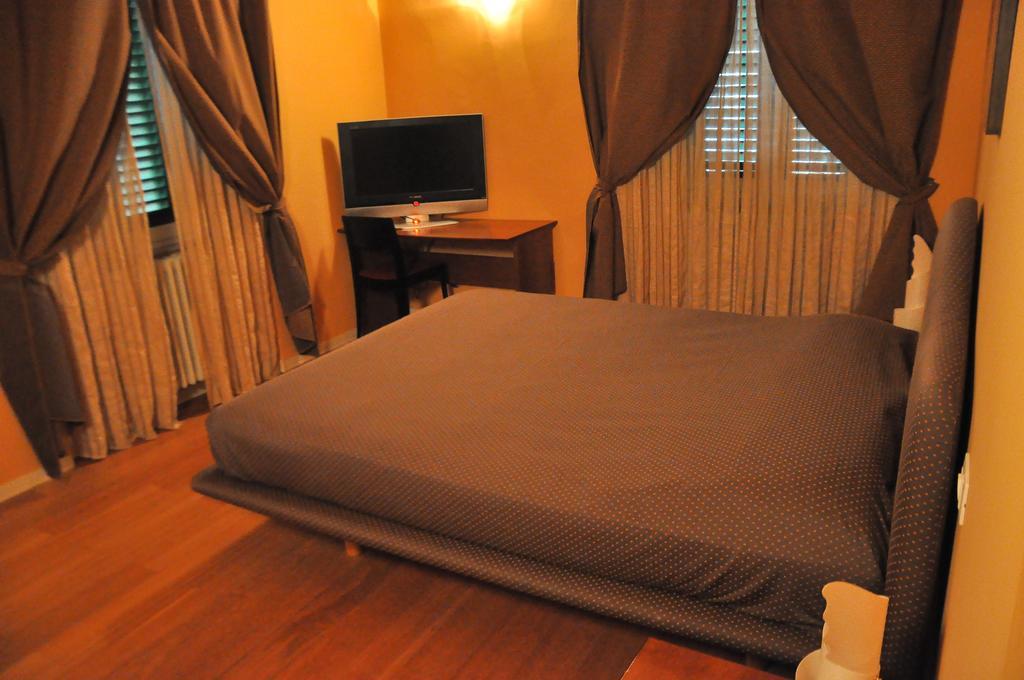 B&B Al Canto Del Cavour Pistoia Rom bilde