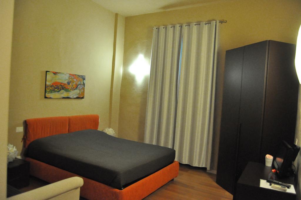B&B Al Canto Del Cavour Pistoia Rom bilde